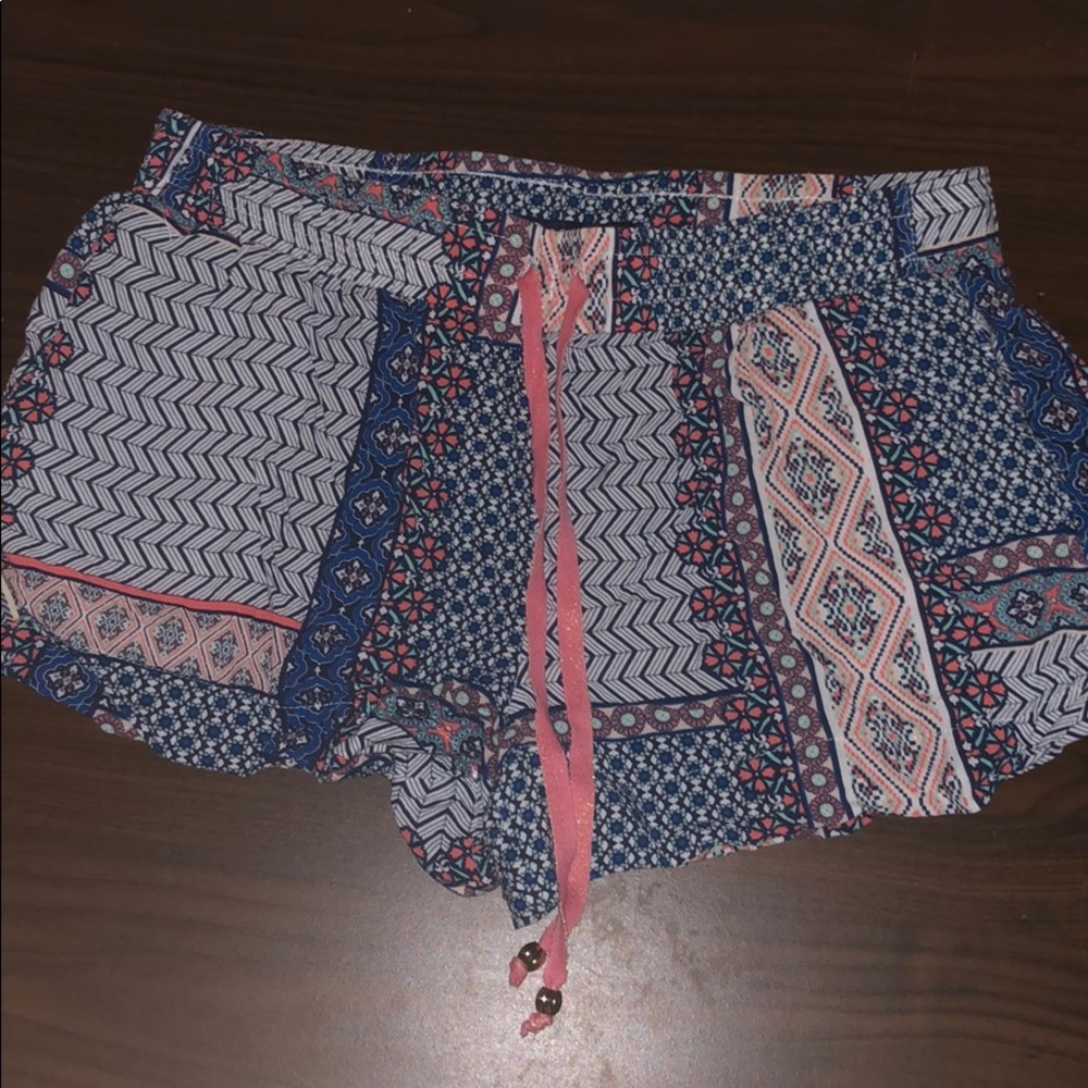 Flowy shorts